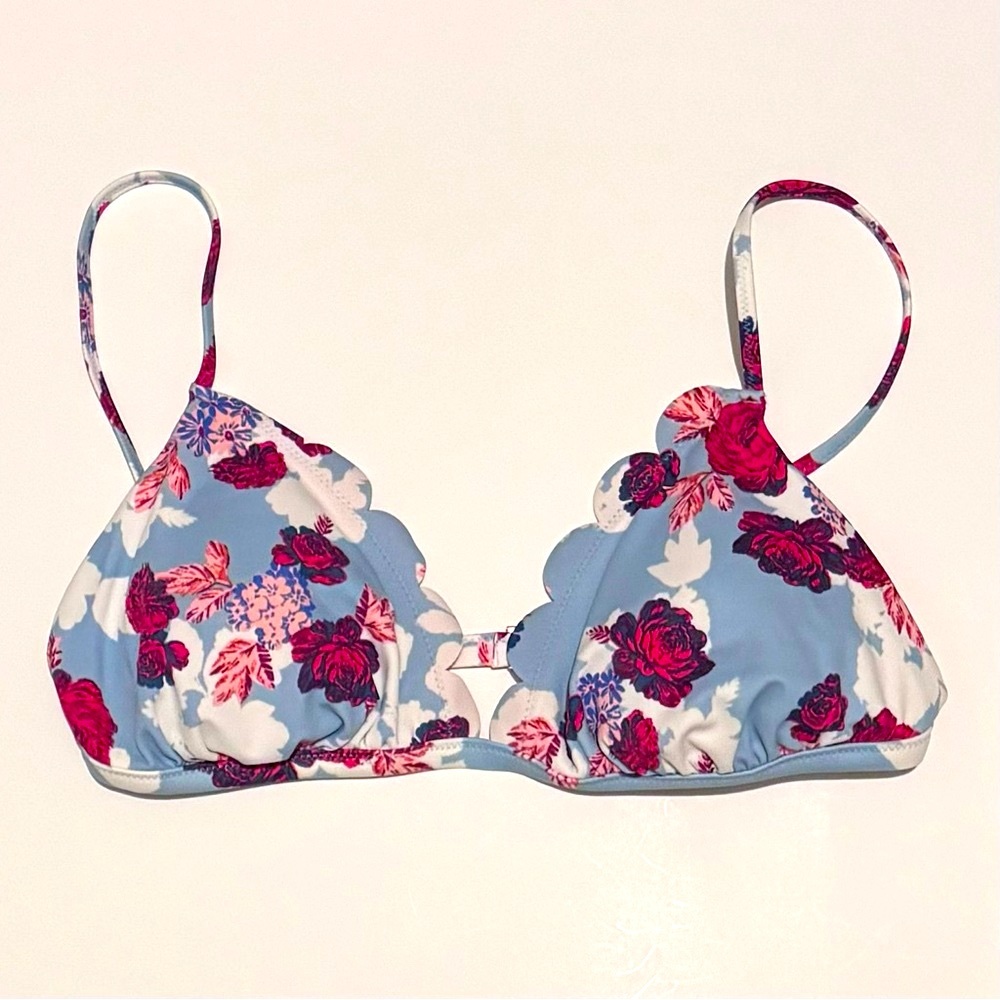 Vanilla/Beach Women's Blue and Red Floral Bikini Top Size Large - Picture 2 of 8